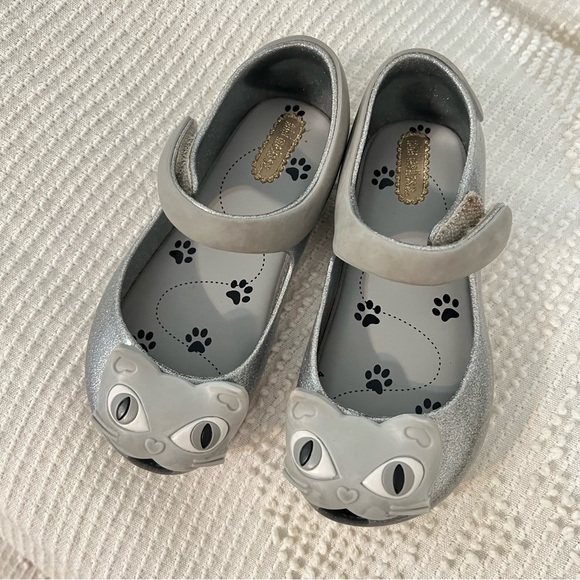 Mini Melissa Ultragirl II Silver Cat Mary Jane Flats Shoes Toddler Girls Size 9 - Picture 2 of 5